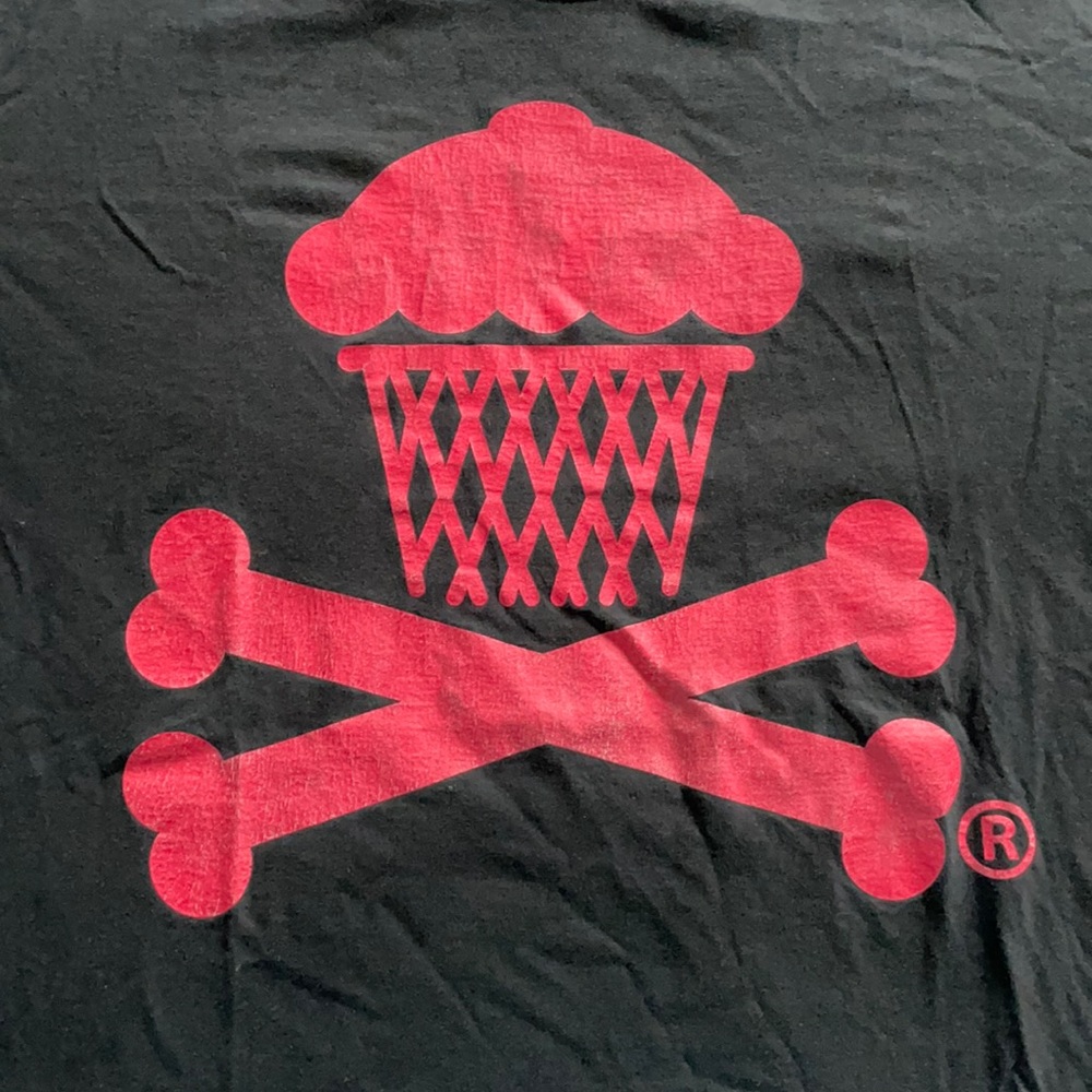 🧁 Johnny Cupcakes Basketball Net Shirt 🧁